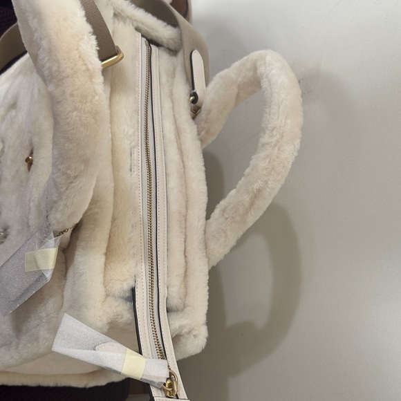 Coach cargo tote 🔥 - Picture 6 of 9